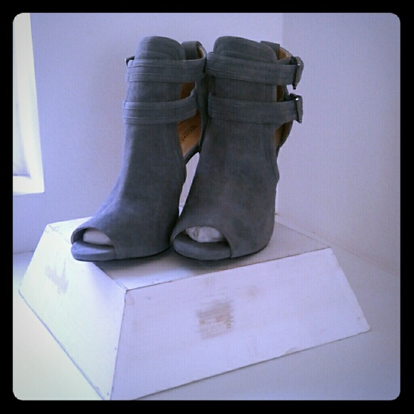 Michael Kors Shoes - New Michael Kors Suede Open toe Bootie